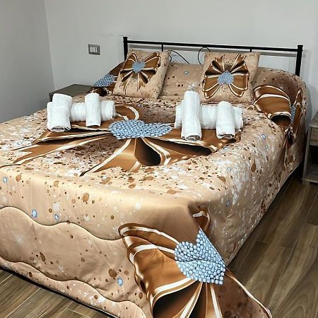L'Oro Di Napoli Villa Esterno foto
